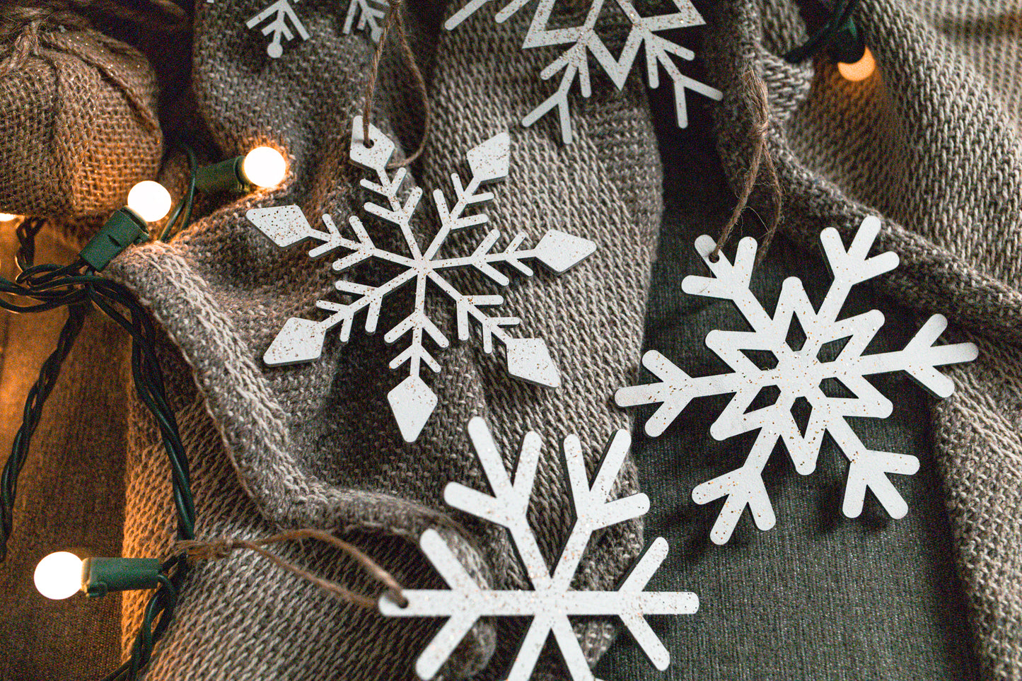 Sparkling Snowflakes - Glitter Ornaments - Wood - SET OF 5